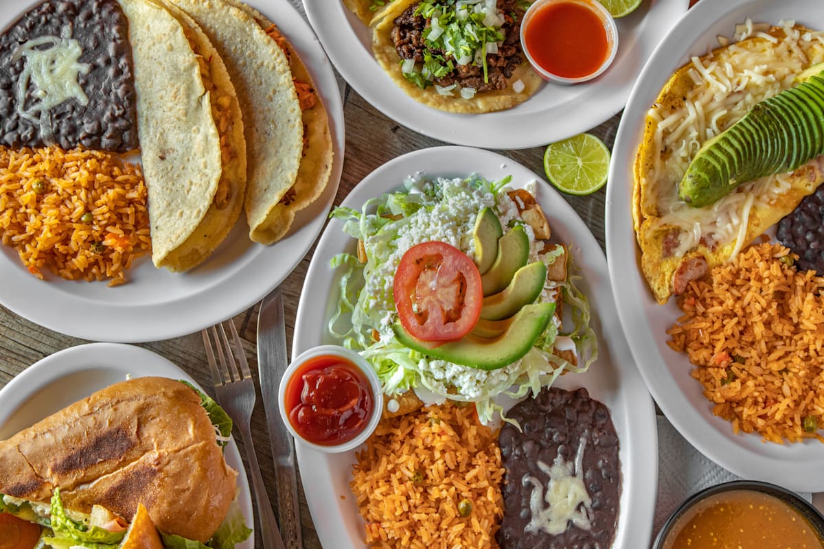 Tamales Alberto 2 Delivery Menu Order Online 1378 Sunset Blvd Los