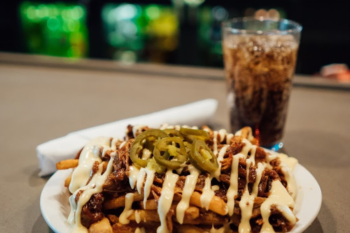 Beechwood Grill Delivery Menu Order Online 380 Douglas Ave Holland Grubhub