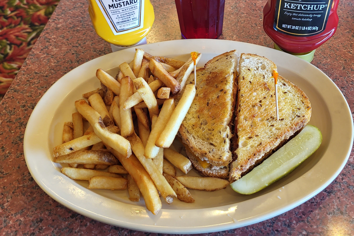 Heidi's Pies Delivery Menu Order Online 1941 S El Camino Real San