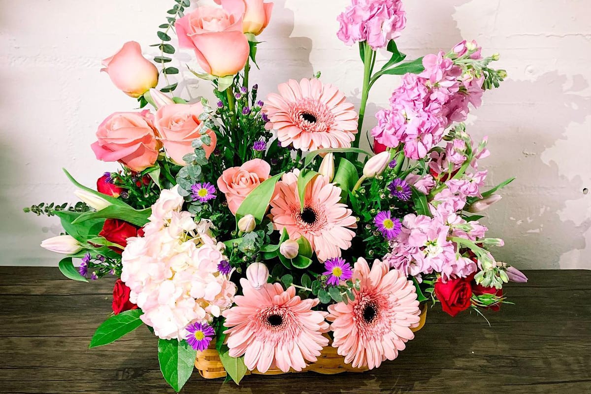 Artistic Flowers East Orlando Delivery Menu Order Online 9906 E