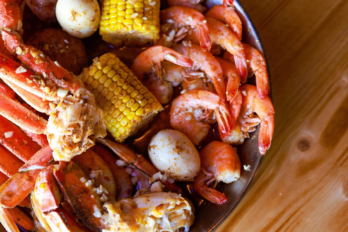 Boom Boom Crab Delivery Menu Order Online 1060 Brentwood Rd NE