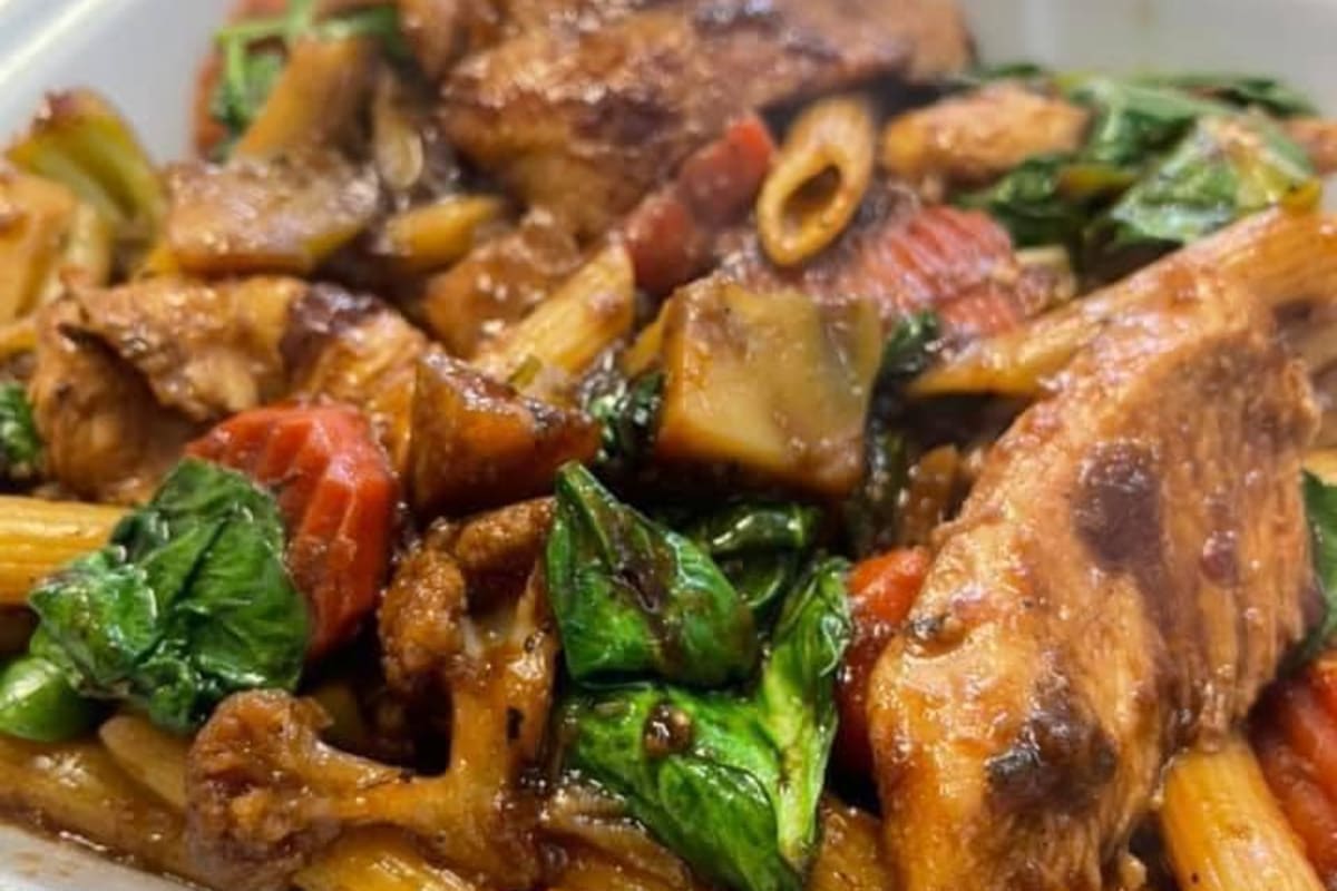 Leon's Caribbean Restaurant Delivery Menu Order Online 2282