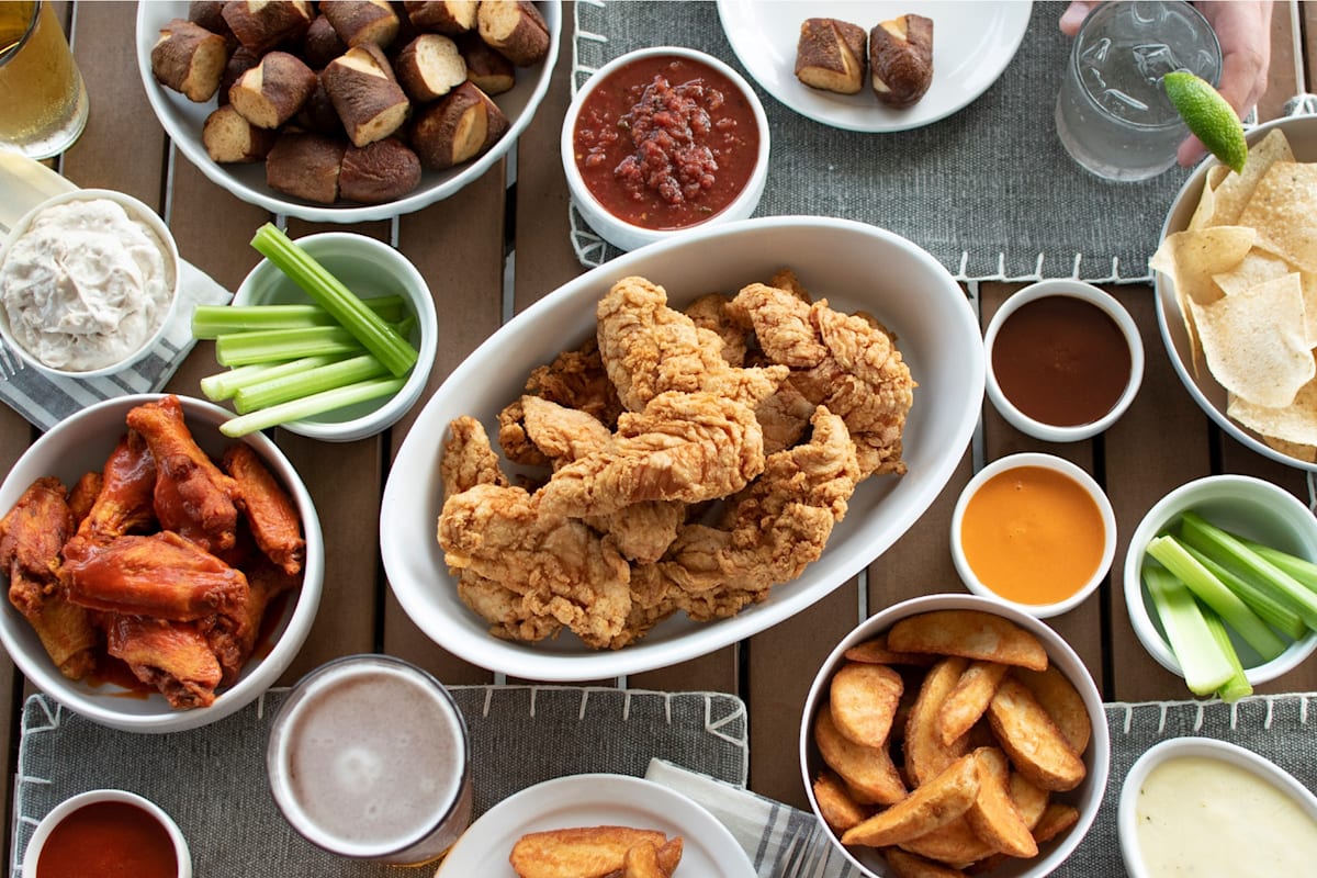 Famous Buffalo Wings Delivery Menu Order Online 2020 Mission St San