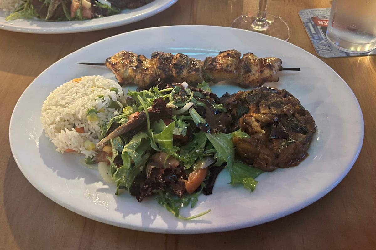 Meze Moon Mediterranean Cuisine Chico, CA Restaurant Menu