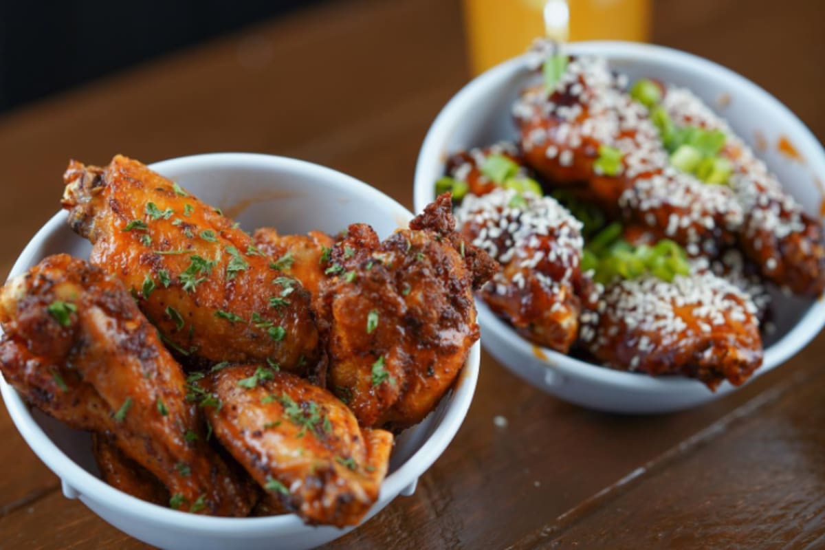 Brass Rooster Wing Factory Delivery Menu Order Online 1658 N