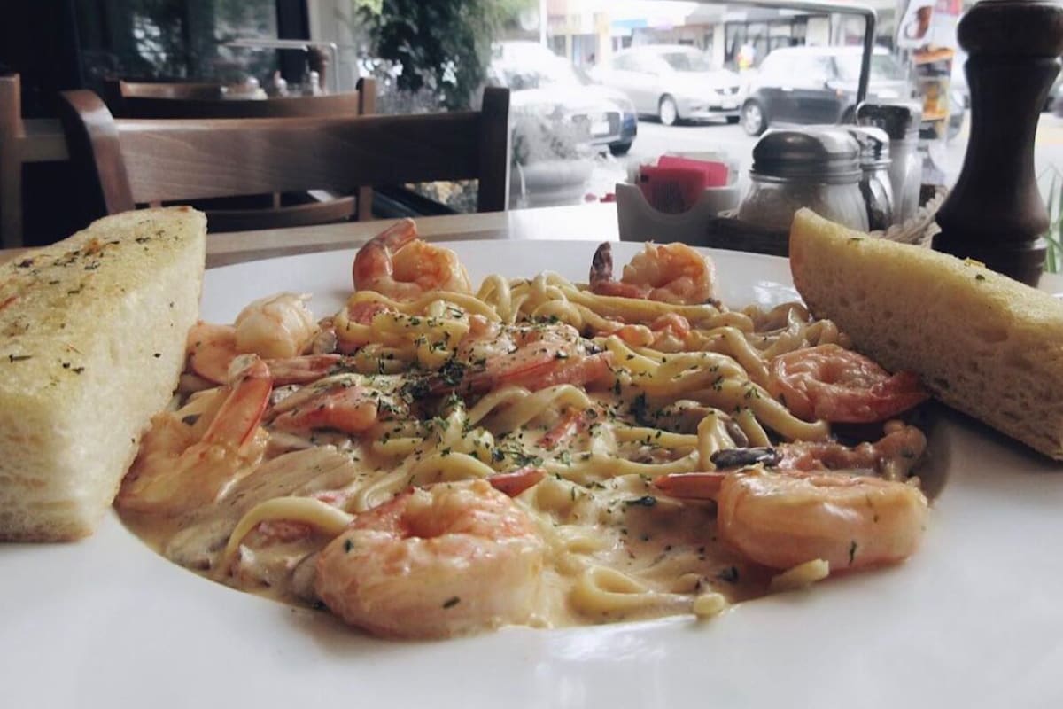 RAZZiS PIZZERiA Delivery Menu Order Online 8523 Greenwood Ave N