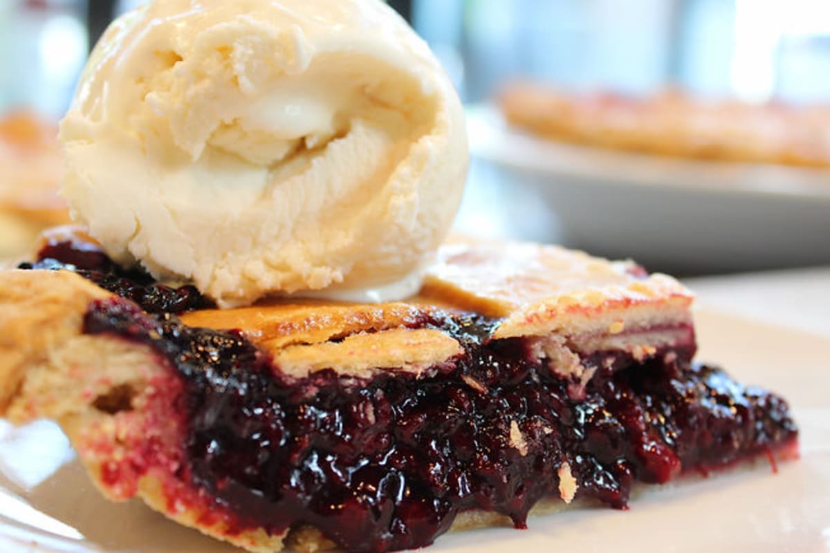 A La Mode Pies Delivery Menu Order Online 2034 NW 56th St Seattle