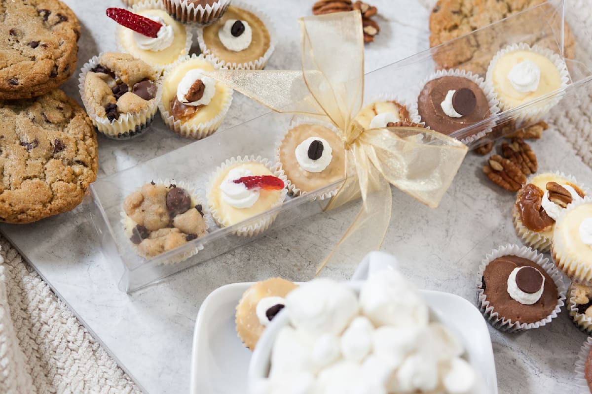 Creamy's by Cayla Jordan Delivery Menu Order Online 1610 R St