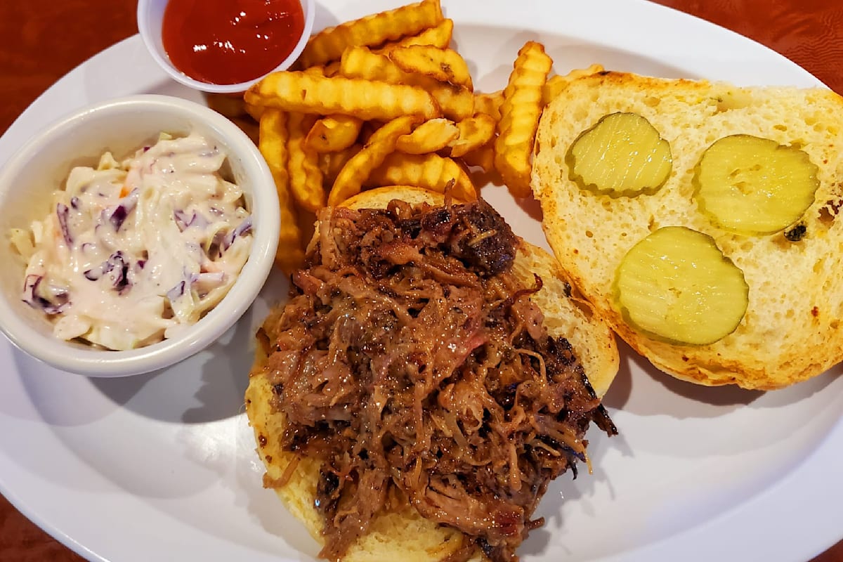 Young's Sports Grill Broussard, LA Restaurant Menu + Delivery Seamless