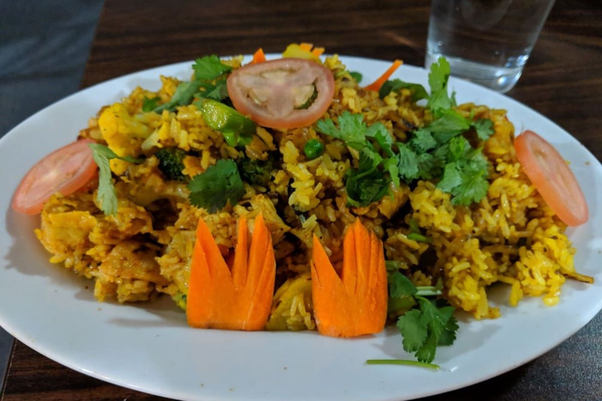 Subba Asian Restaurant Delivery Menu Order Online 700 Cedar Ave