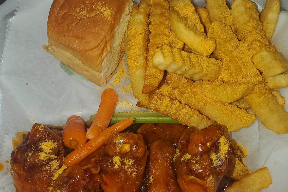 Crumpys Hot Wings Downtown Delivery Menu Order Online 336 N Dunlap
