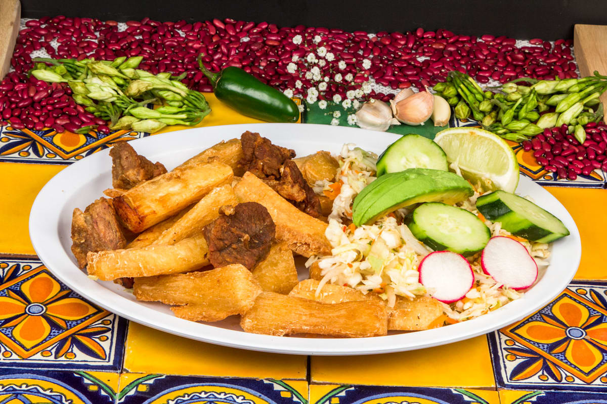 Mely's Pupuseria & Restaurant Delivery Menu Order Online 863 N Lake