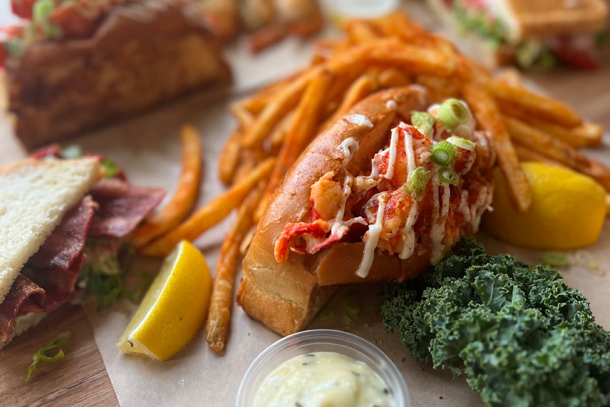 LobsterGuys Delivery Menu Order Online 20501 Ventura Blvd Woodland