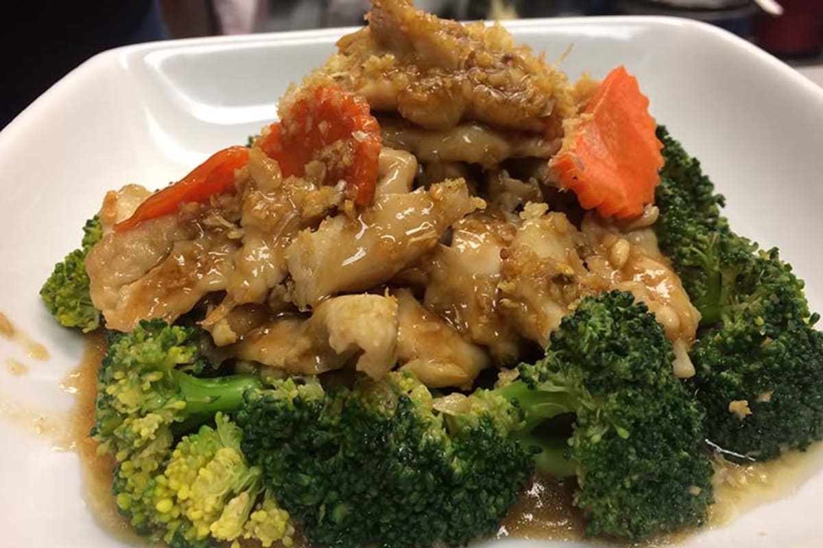 Thai Basil Delivery Menu Order Online 4447 Commons Dr E 103 Destin