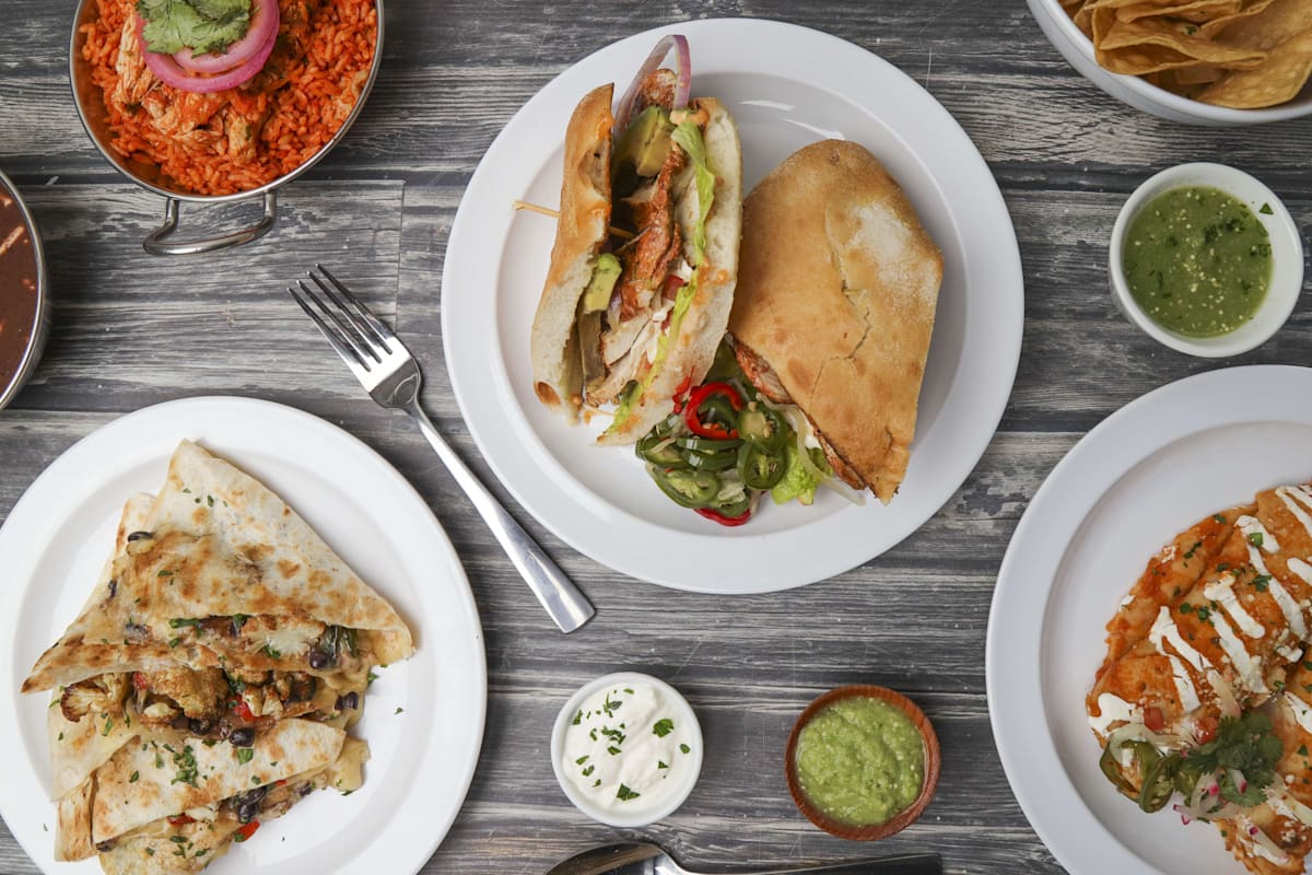 Taqueria Amor Delivery Menu Order Online 4410 Main St Philadelphia