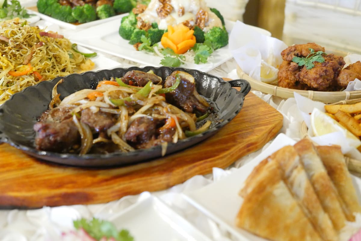 Asian Palace Restaurant Delivery Menu Order Online 2001 W Oregon