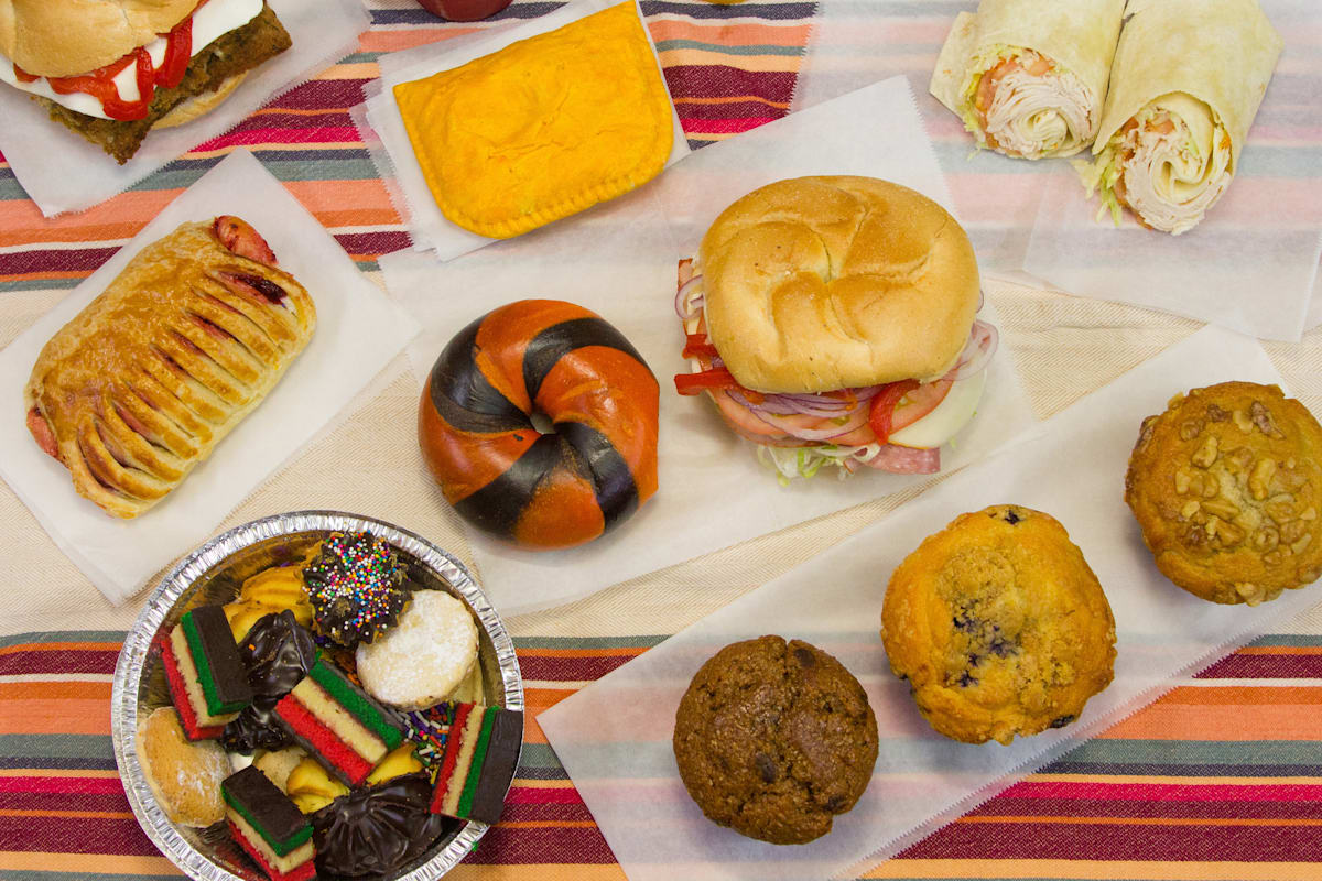 Tottenville Bagels Delivery Menu Order Online 6959 Amboy Rd Staten