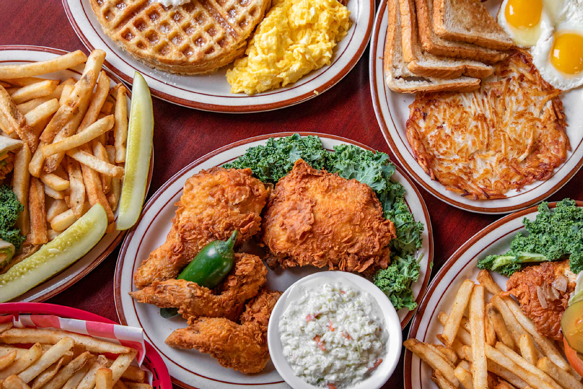 Pop's Chicken & Waffles Delivery Menu Order Online 1494 W Waterloo