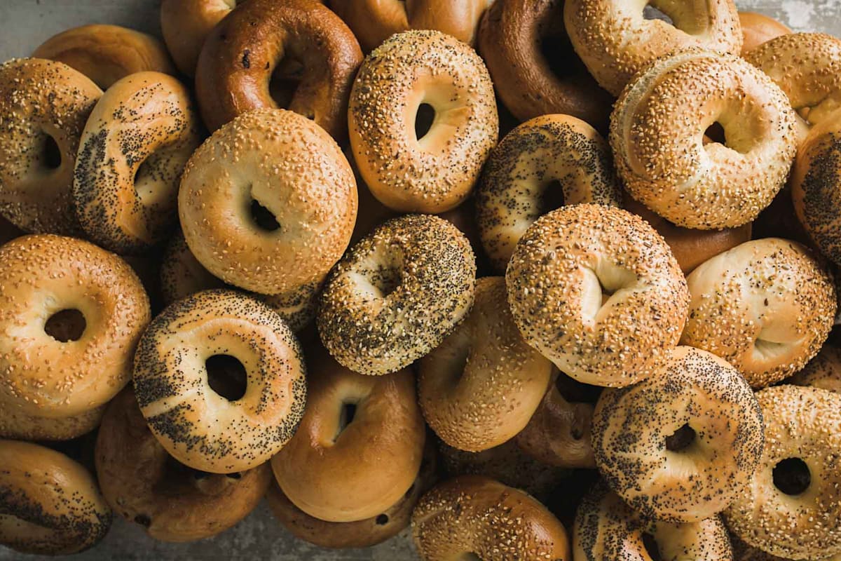 Bagels on Broadway Delivery Menu Order Online 300 Broadway Elmwood