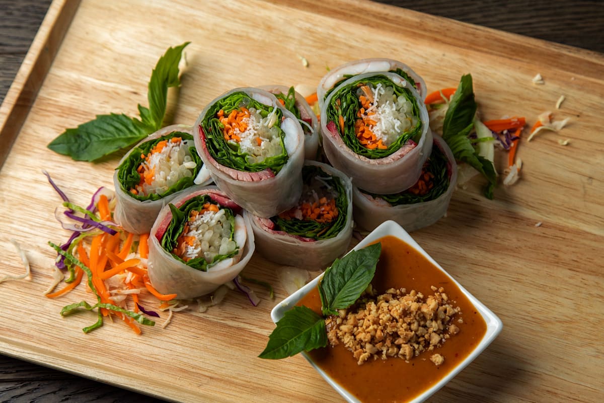 Bai Tong Thai Restaurant Lake Union Delivery Menu Order Online