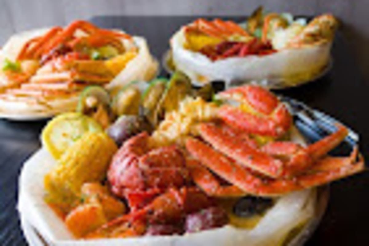 Red Anchor Seafood Delivery Menu Order Online 3515 Metro Dr Council