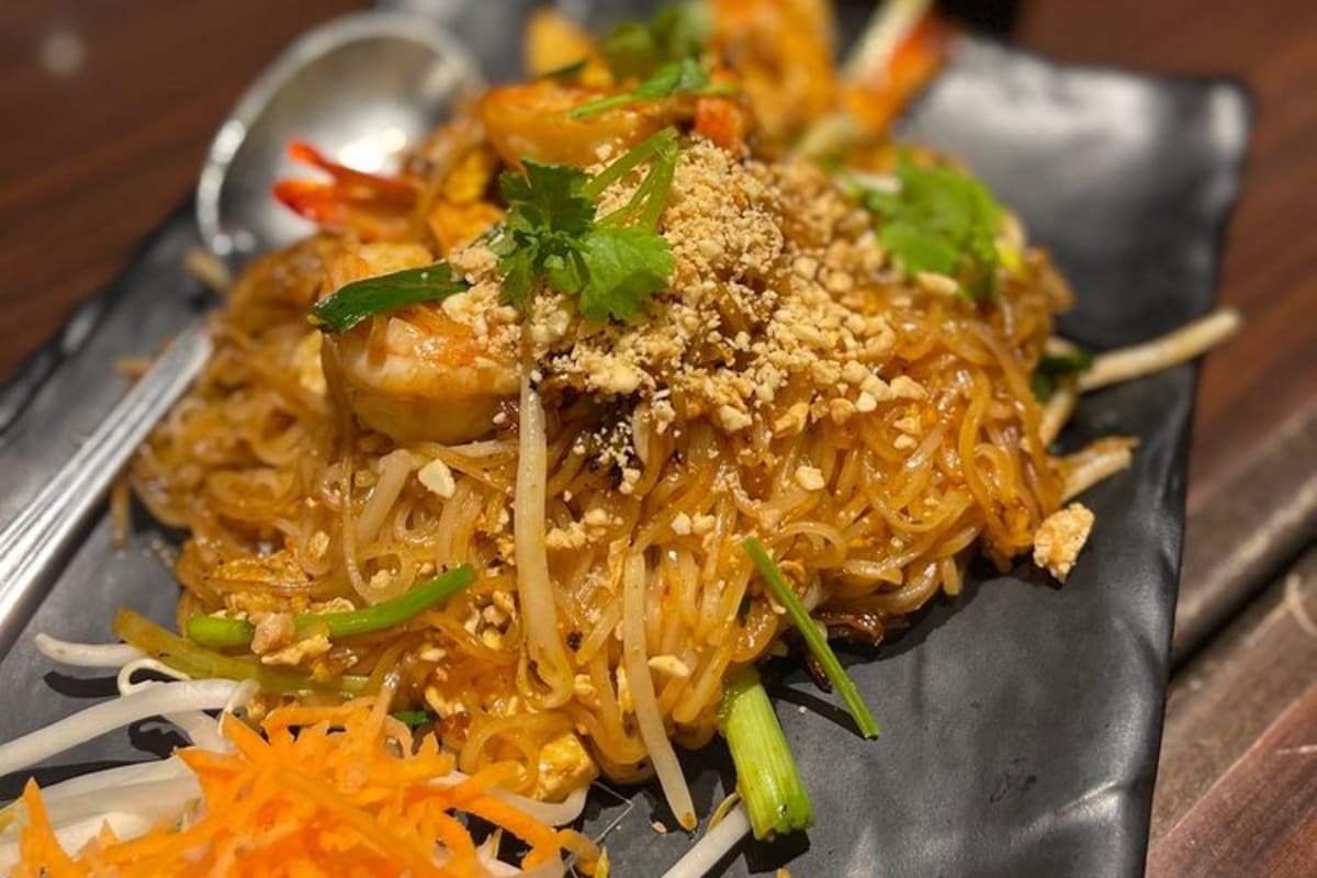 Kacha Thai Bistro Delivery Menu Order Online 1665 Mt Diablo Blvd