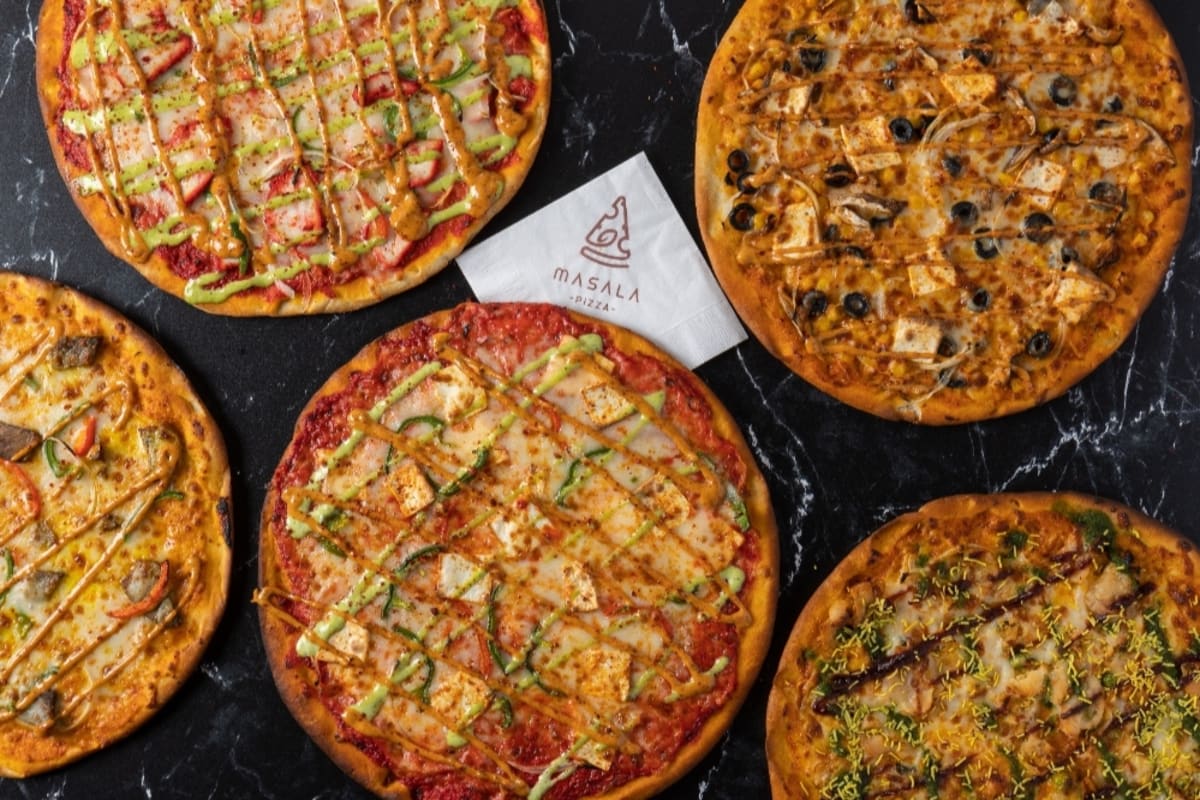 Masala Pizza Bronzeville Delivery Menu Order Online 3401 S Martin Luther King Dr Chicago