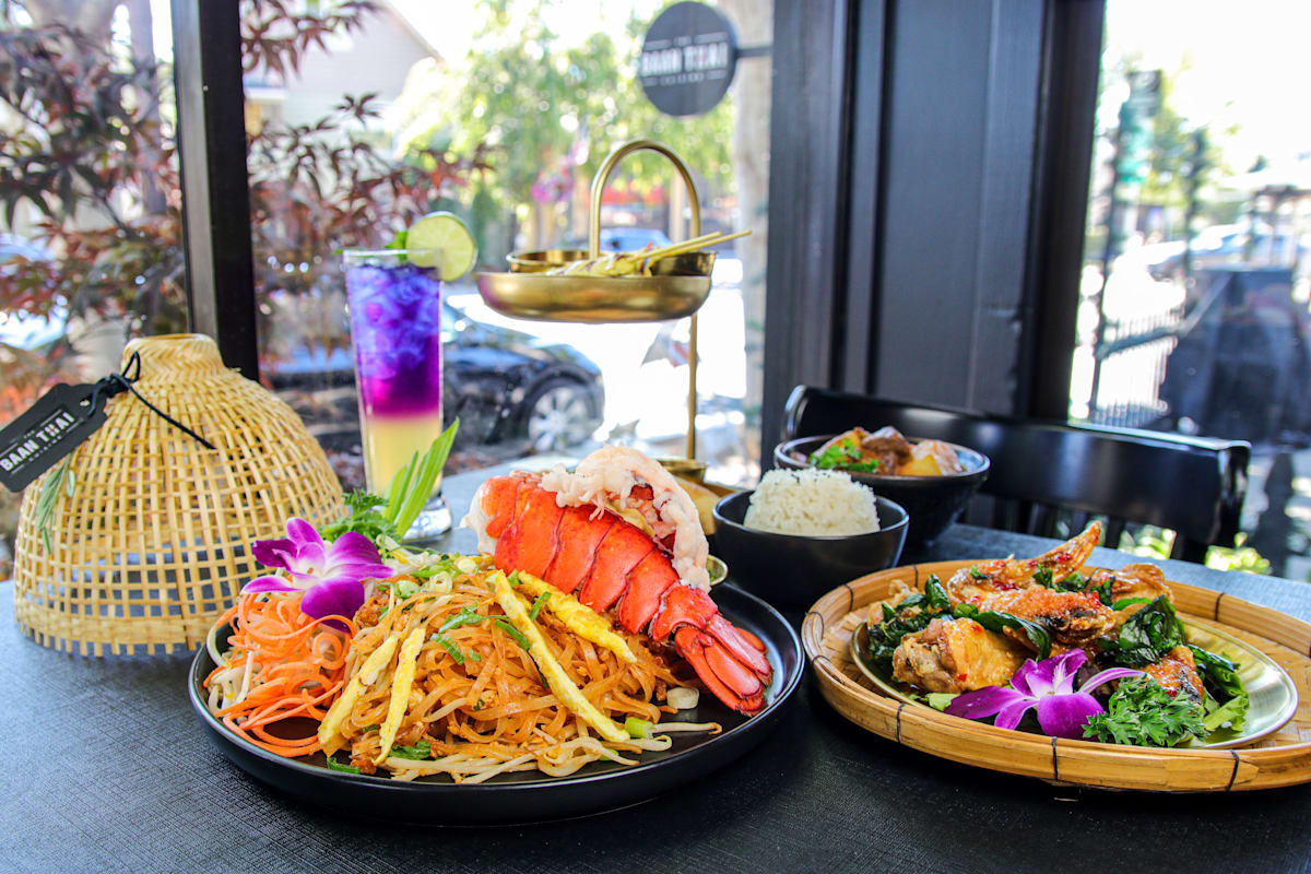 The Baan Thai Cuisine Delivery Menu Order Online 726 San Anselmo