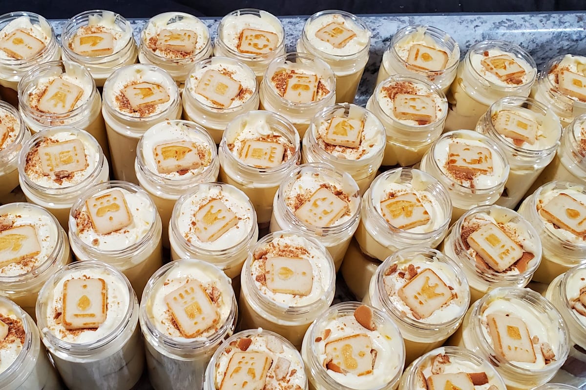 Jars By Jasiman Dessert Bar Delivery Menu Order Online 2537 S