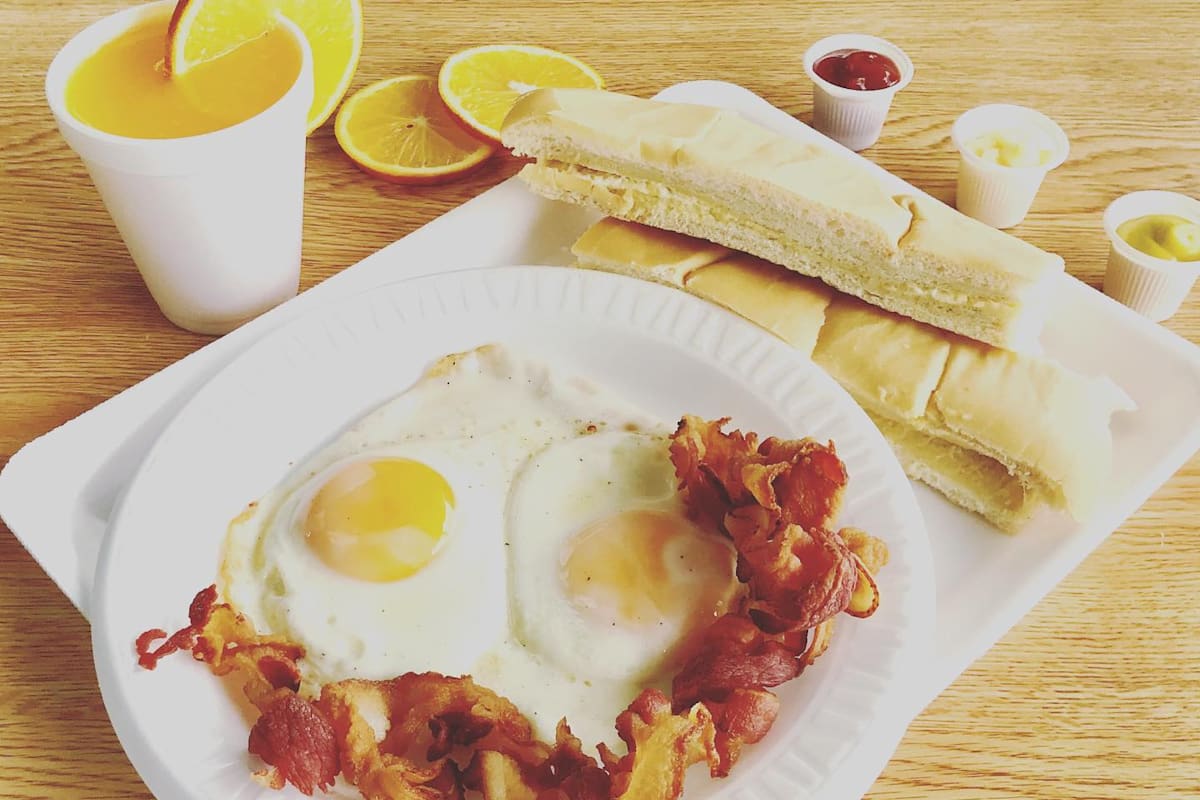 Las Delicias Bakery Delivery Menu Order Online 608 E 9th St Hialeah