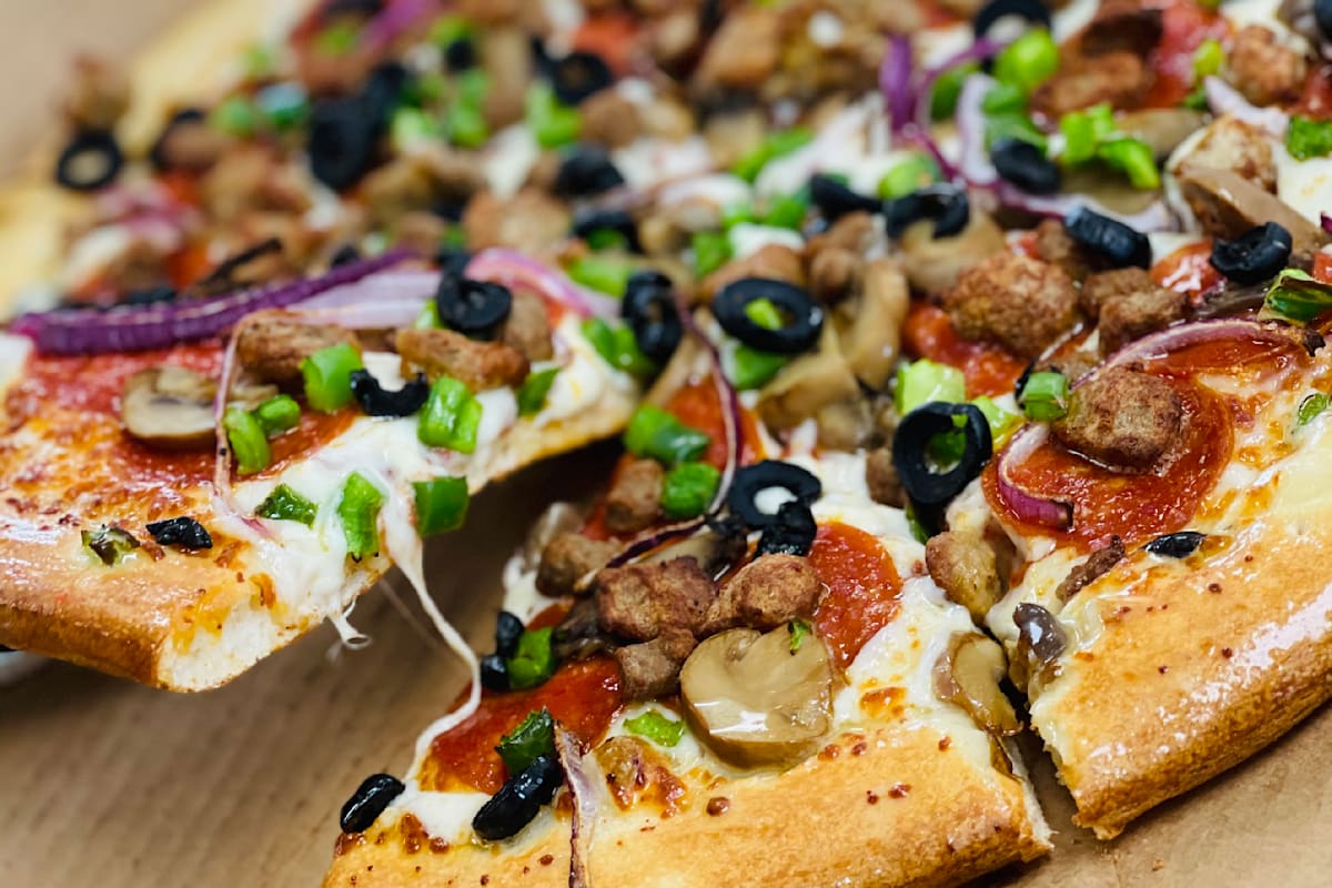 Piara Pizza Delivery Menu Order Online 6800 Balboa Boulevard Los