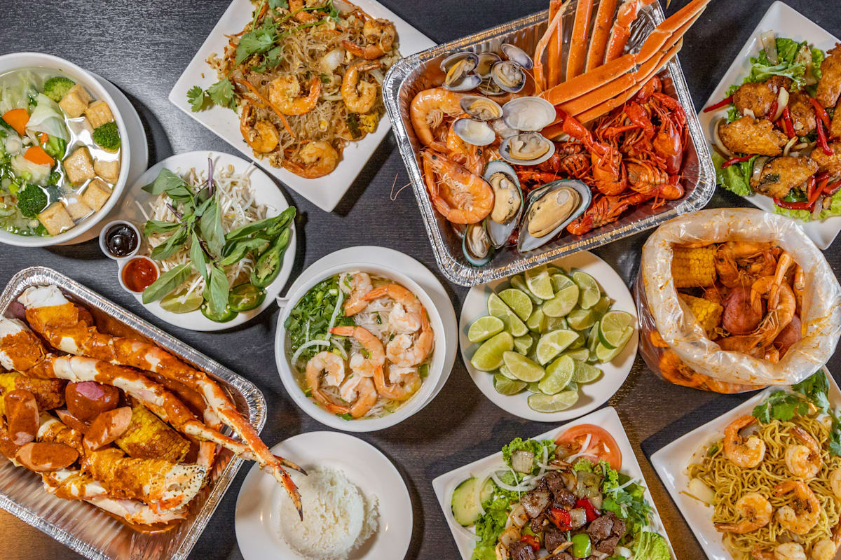 Cookin' Crab Delivery Menu Order Online 1113 N Harbor Blvd Fullerton Grubhub