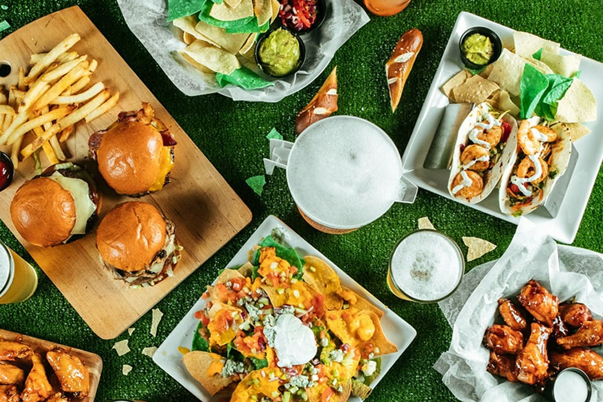 The Greene Turtle Delivery Menu Order Online 830 Market St