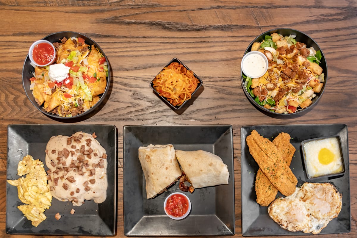 Sprockets patio an pub Delivery Menu Order Online 2314 University