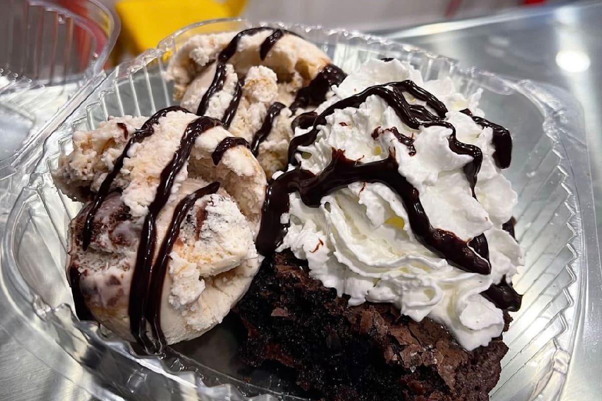 Scoops & Cones Cafe Delivery Menu Order Online 2841 Jerusalem Ave