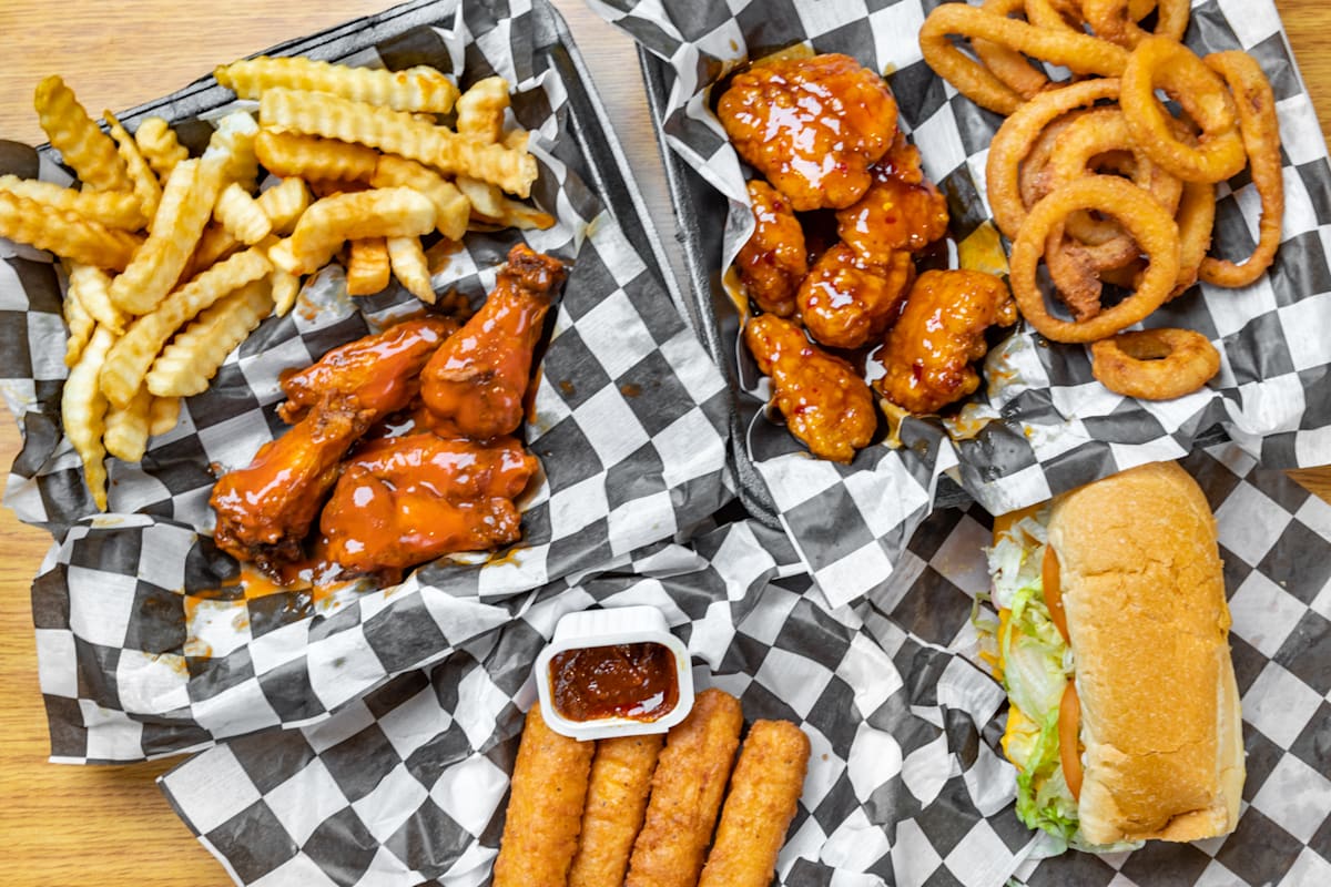 Wss1 Wings Subs & Salads Delivery Menu Order Online 1301 Conklin