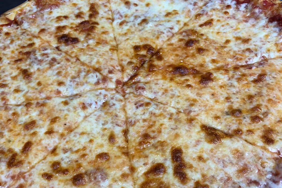 Lyndhurst pizza deals