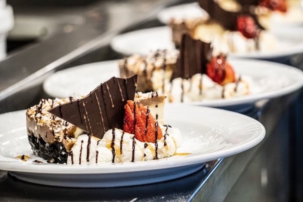 Saratoga Dessert Bar Delivery Menu Order Online 41 Washington St