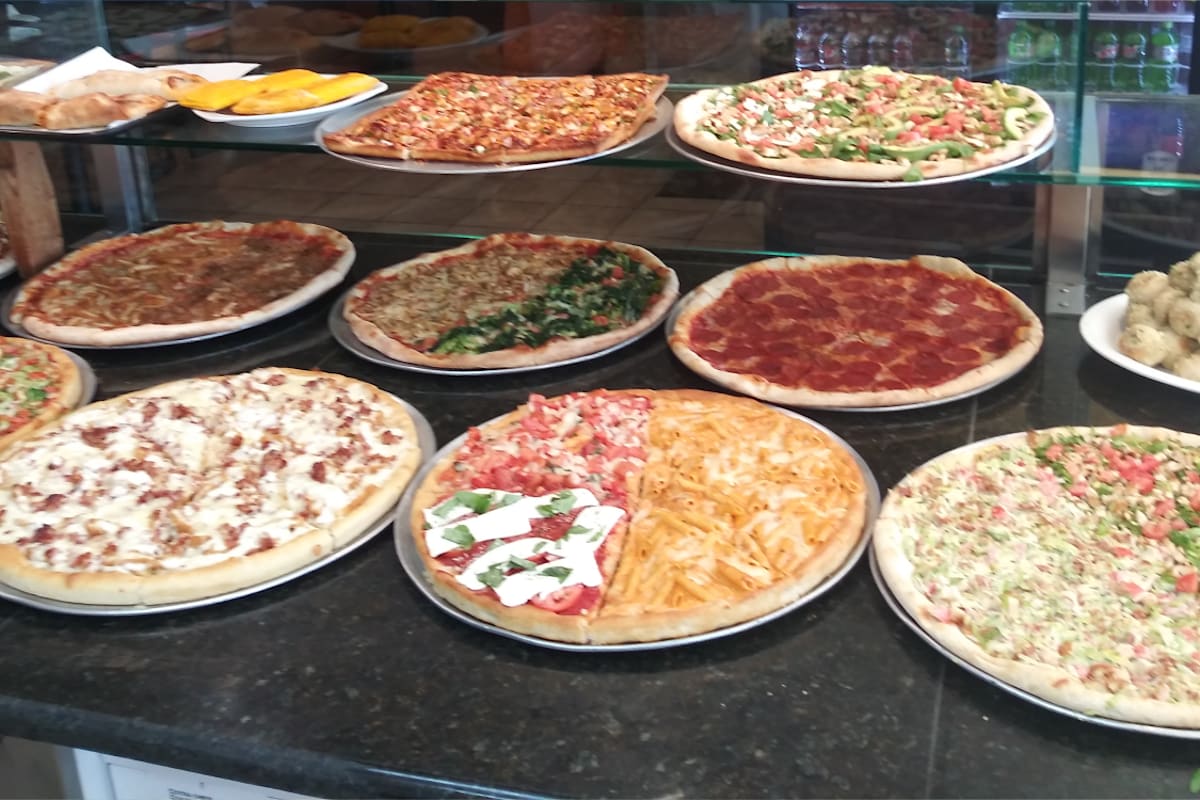 Delizia Pizza Kitchen Delivery Menu Order Online 308 Wootton St