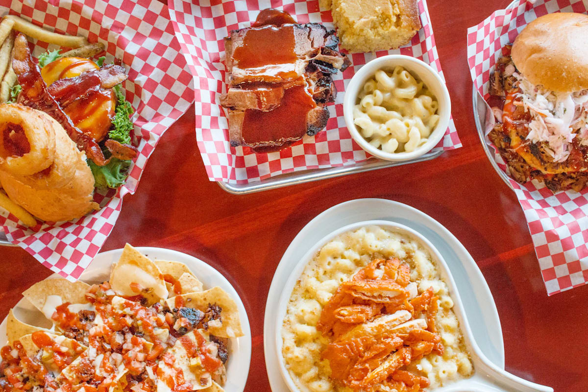 Pierce Road Bar and Grill Saginaw, MI Restaurant Menu + Delivery