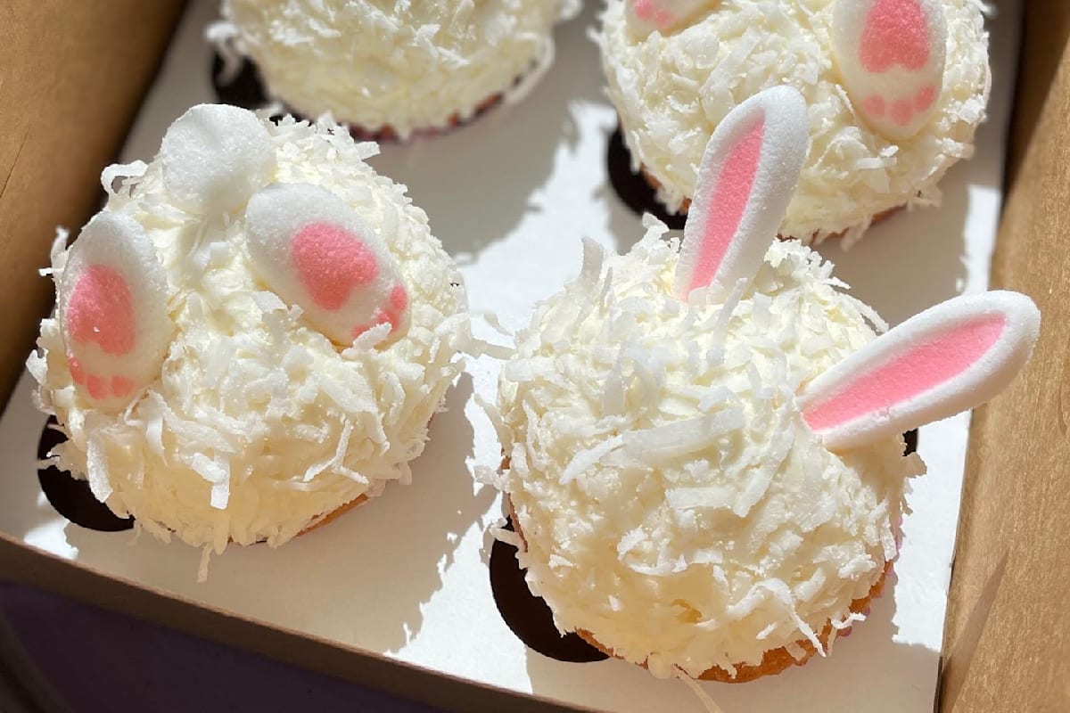 Cake Life Bake Shop Delivery Menu Order Online 1306 Frankford Ave