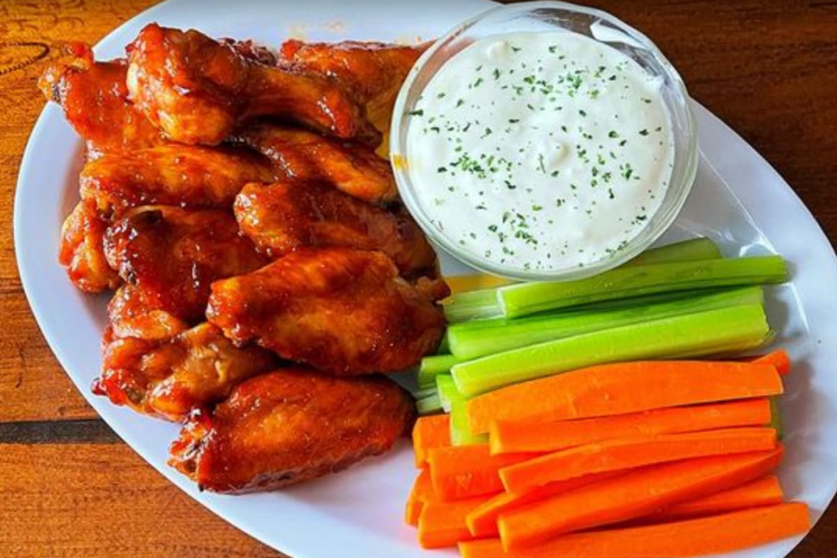 Red Hot Wings Delivery Menu Order Online 3322 W Loomis Rd Greenfield Grubhub