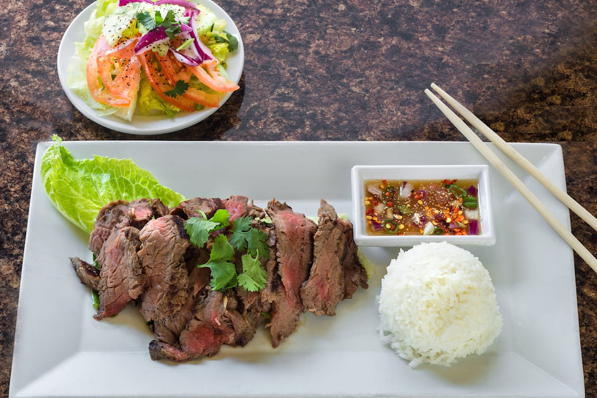 Thai Chili Delivery Menu Order Online 2950 Thousand Oaks Dr Ste 10