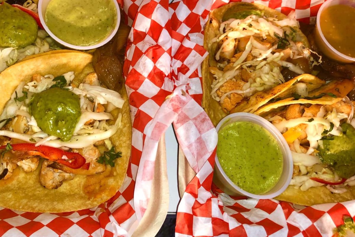 Daniel's Kitchen Delivery Menu Order Online 850 Woodside Rd Redwood