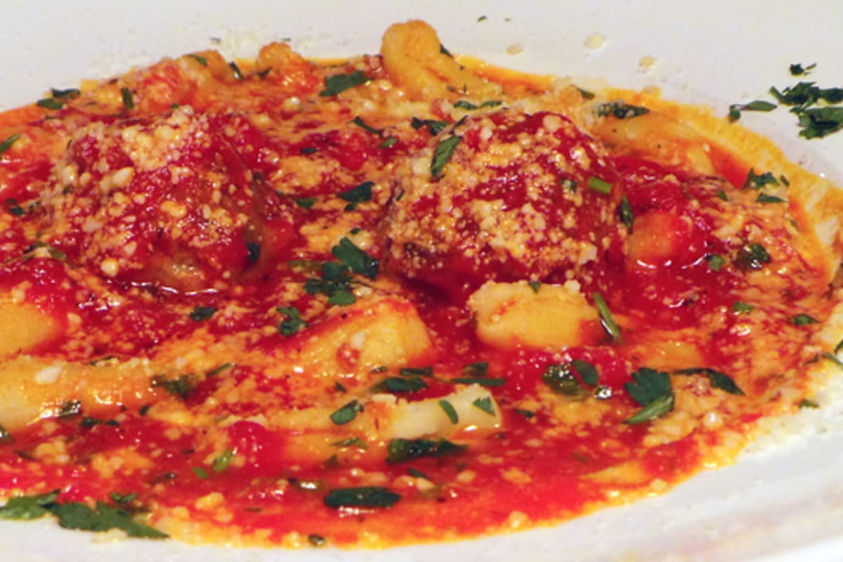 Basil Leaf Restorante Delivery Menu Order Online 3920 Brewerton Rd