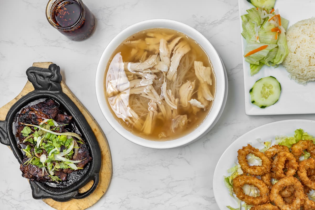 Saigon Noodles Delivery Menu Order Online 1447 N Main St Salinas