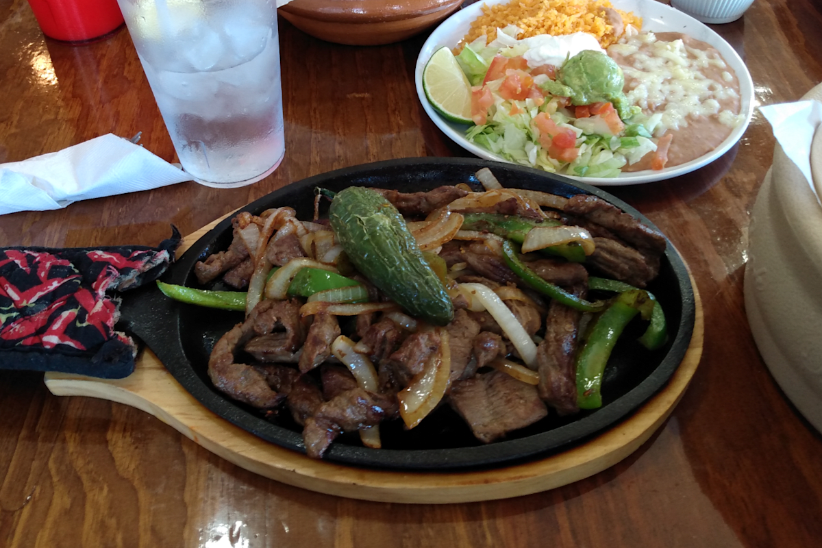 La Gran Victoria Delivery Menu Order Online 401 N Richardson Ave