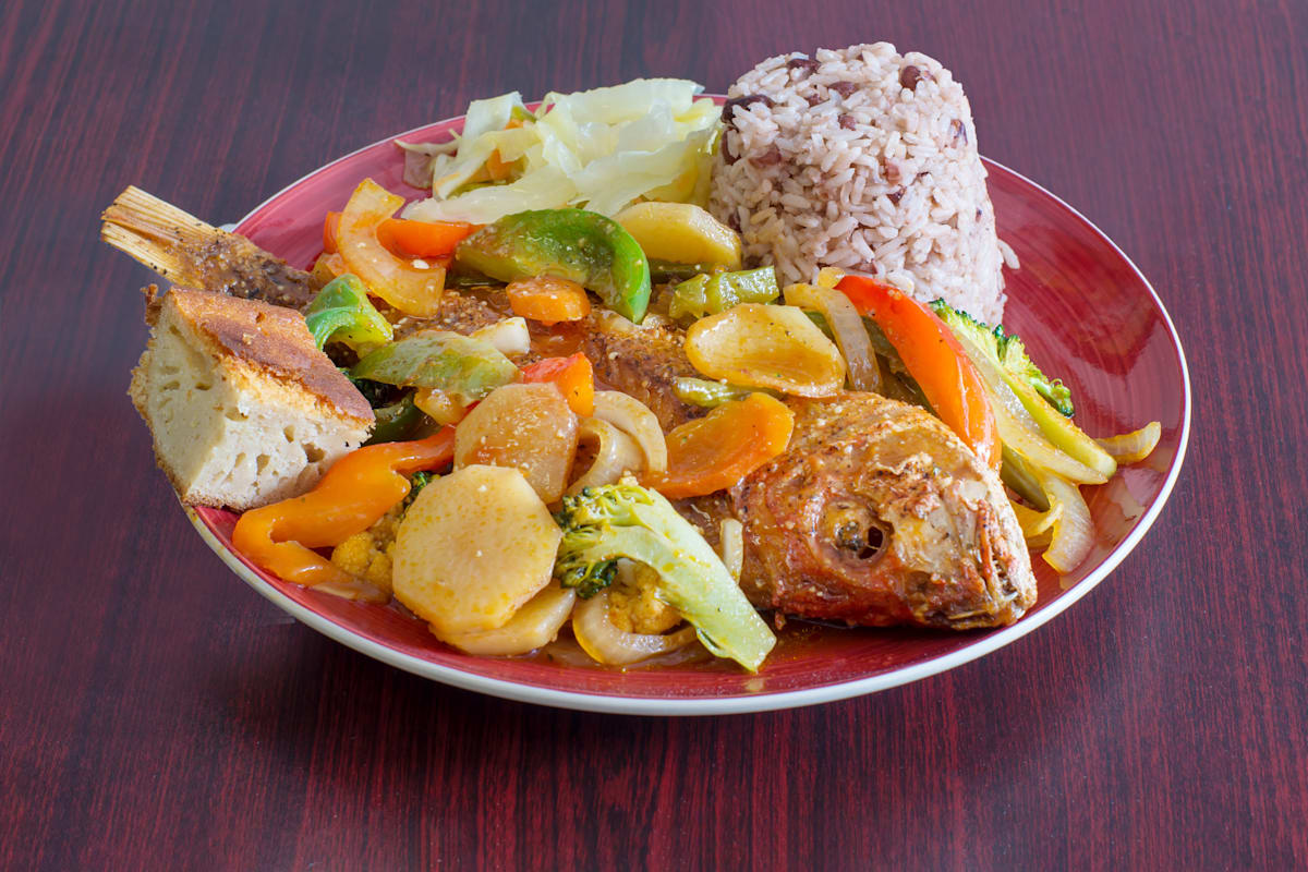 Leon's Caribbean Restaurant Delivery Menu Order Online 823 E