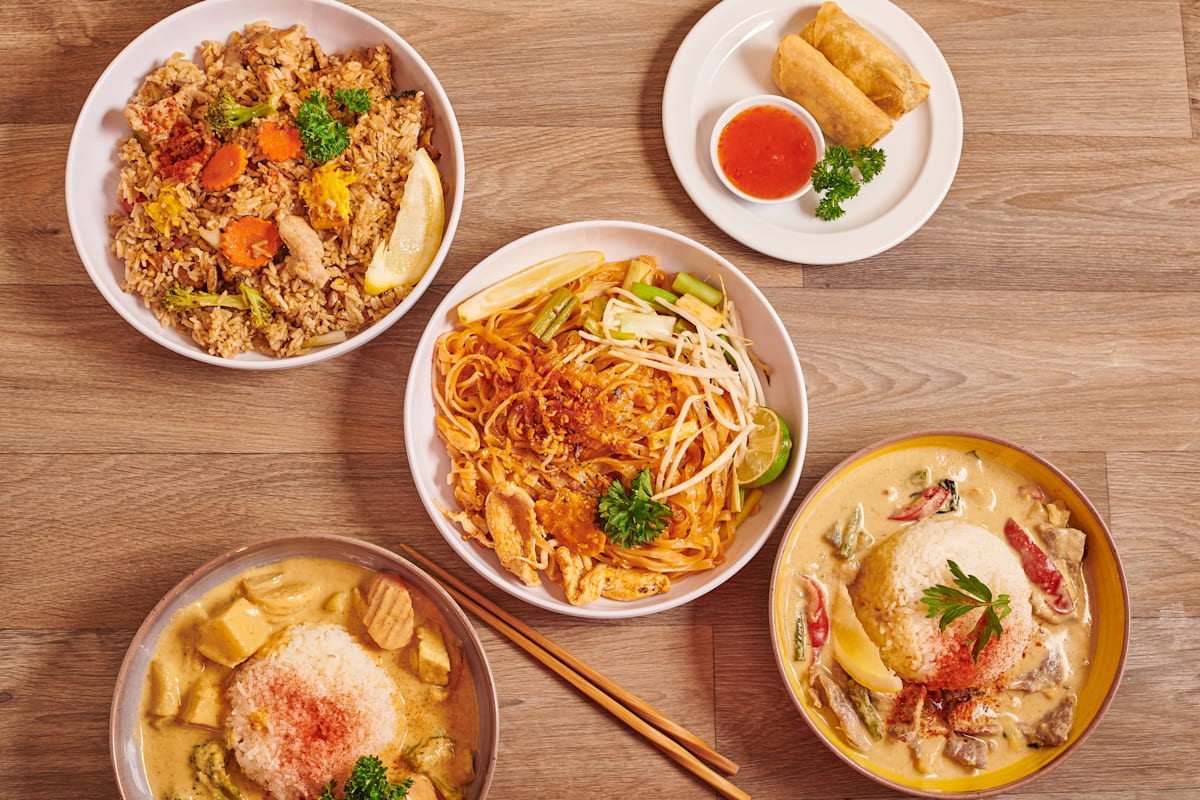 Chaiyo Thaifood Truck Delivery Menu Order Online 1591 W 6th Ave