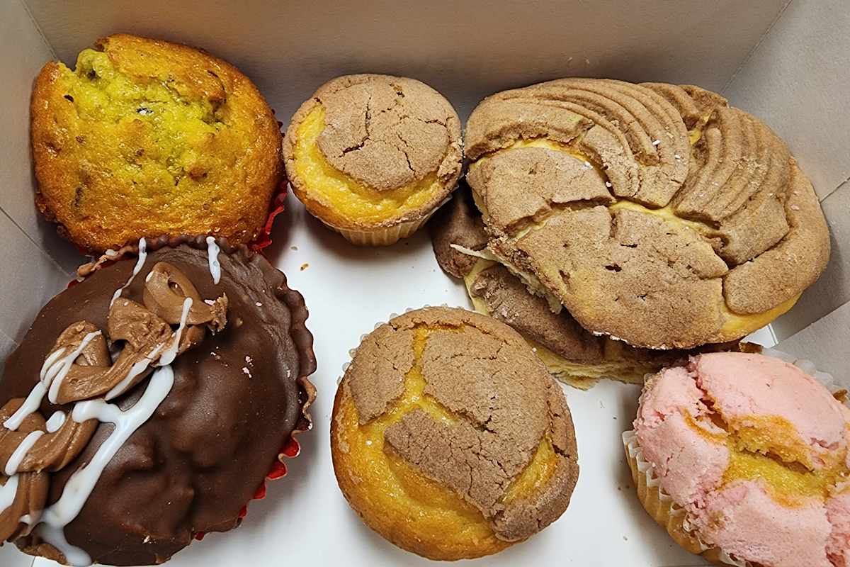 Gonzalez Bakery Laredo, TX Restaurant Menu + Delivery Seamless